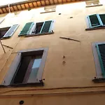 Apartamento Cozy Floor Flat In The Old Town Città di Castello