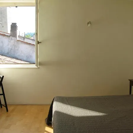 Cozy Floor Flat In The Old Town *