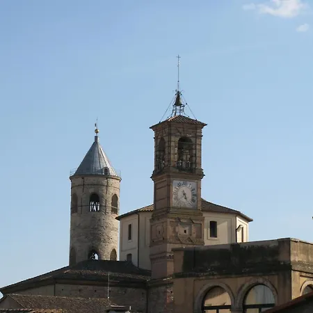 Cozy Floor Flat In The Old Town Città di Castello