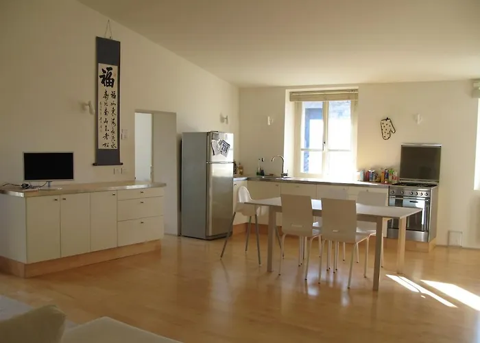 Cozy Floor Flat In The Old Town *