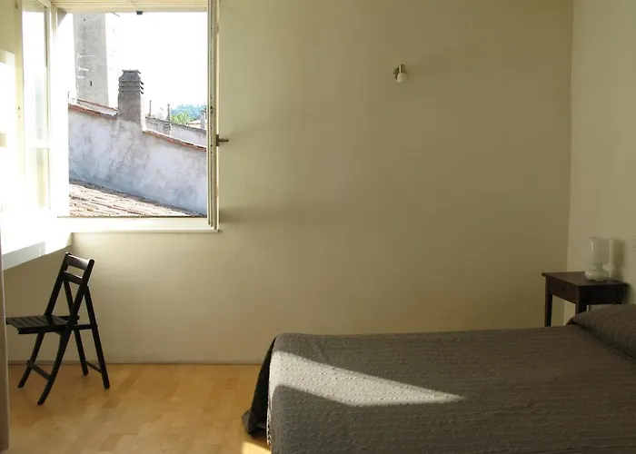 Cozy Floor Flat In The Old Town *