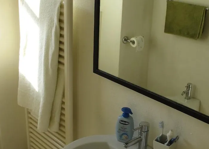 Apartment Cozy Floor Flat In The Old Town *