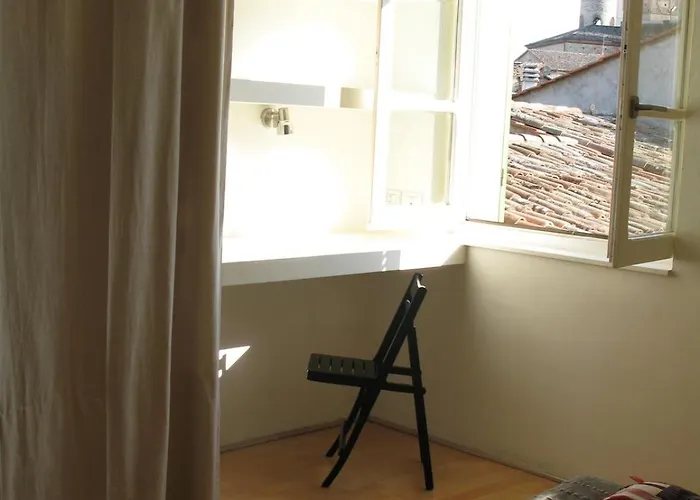 Cozy Floor Flat In The Old Town Apartment *